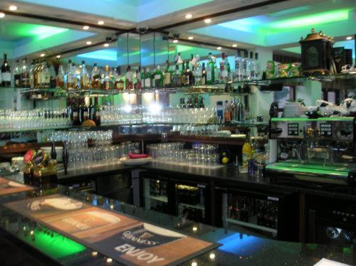 Kings Paget Hotel West Drayton  Eksteriør billede