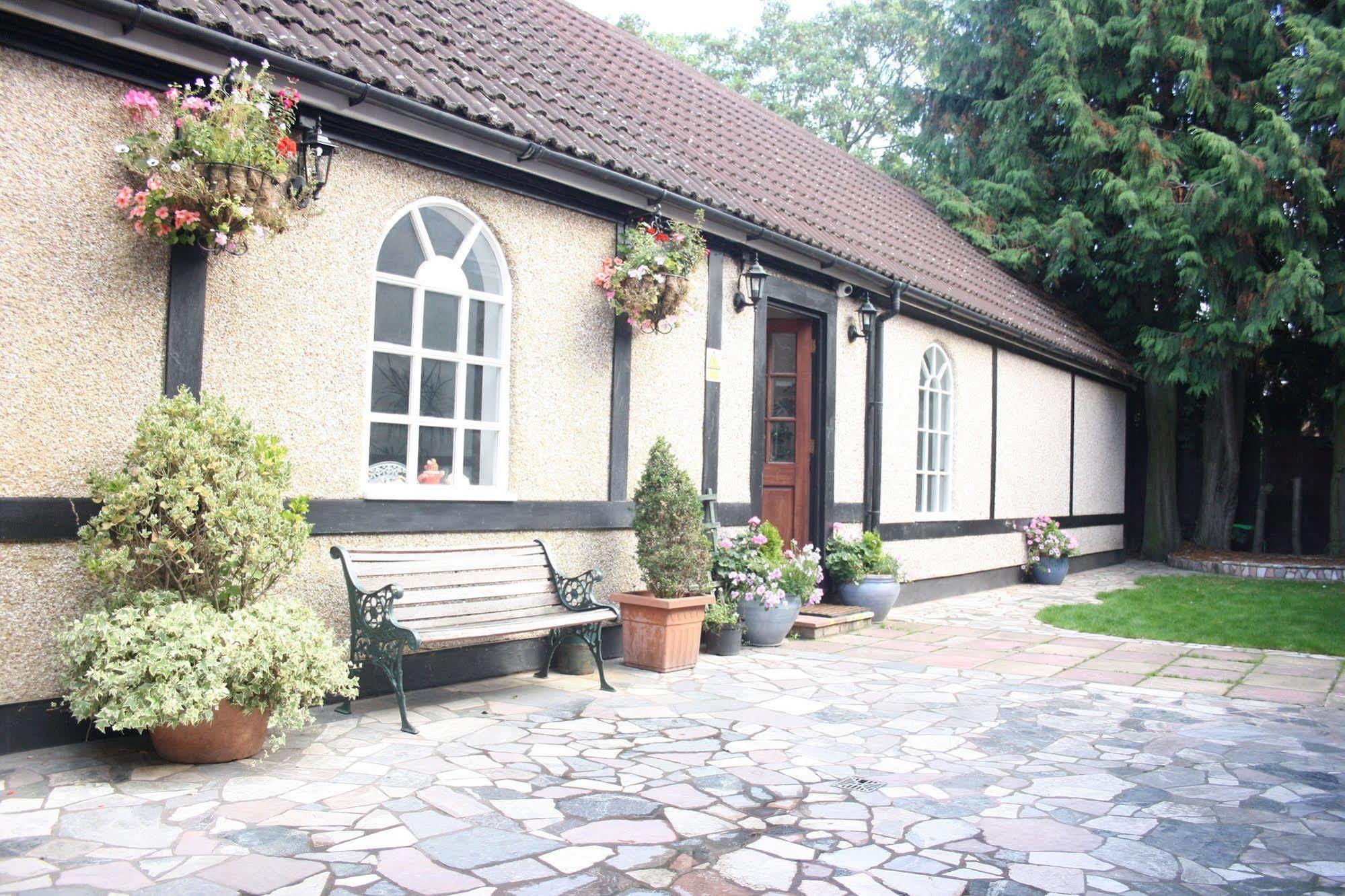Kings Paget Hotel West Drayton  Eksteriør billede